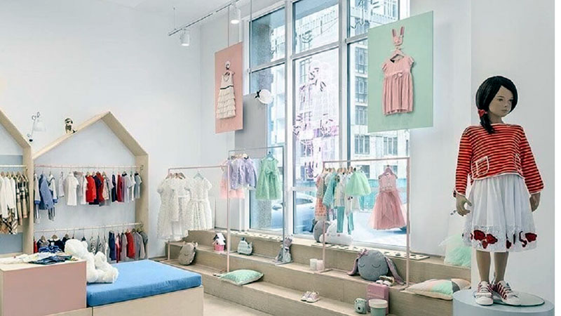 Giá kệ shop quần áo trẻ em vừa và nhỏ tại Thành Luân